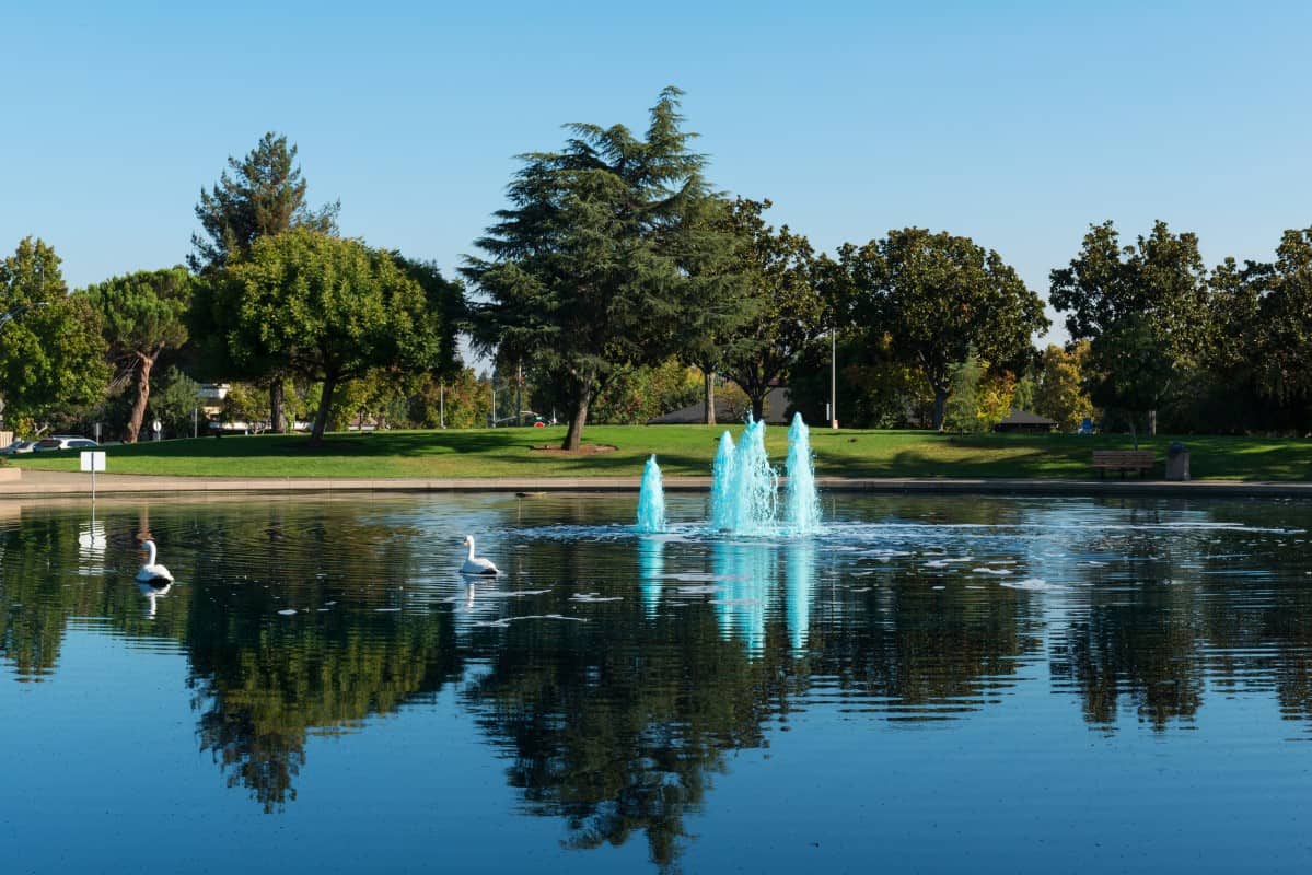 Reflecting pool and fountain, Sunnyvale Community Center, Sunnyvale, California