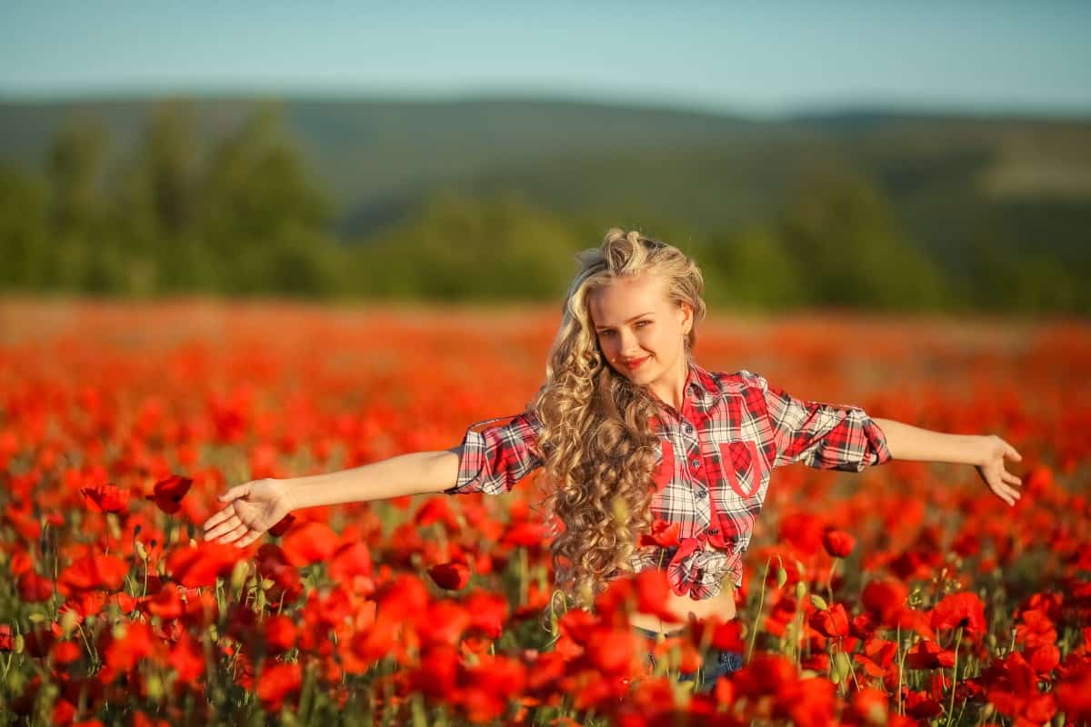 Girl in Poppy field 