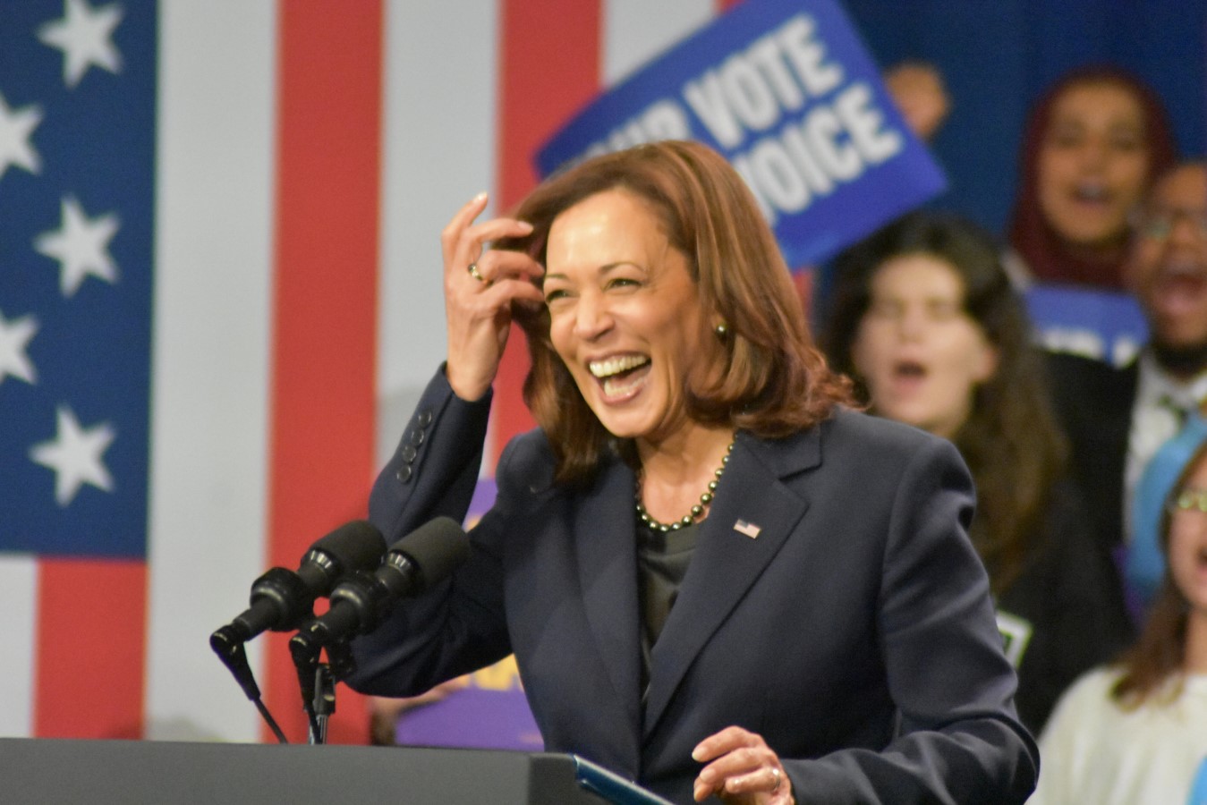 Depositphotos 620682104 L Kamala Harris Photo by thenews2.com