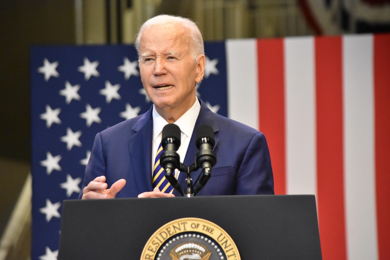 Middle Class Stuck for Five Years While Rich Prospered, Census Data Shows 1 Joe Biden