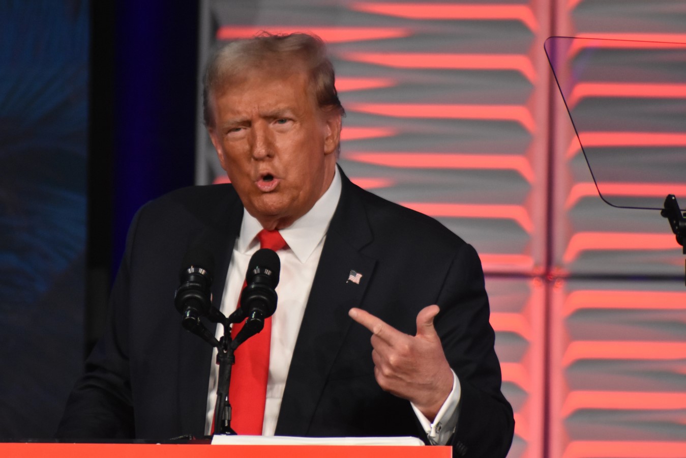 Student Loan Pauses Are Ending — and a Stricter 2027 Rule Could Cost Borrowers Thousands 1 Donald Trump